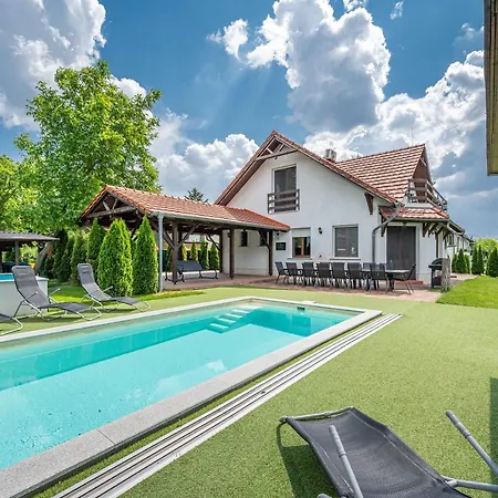 Vila Panorama Buda *